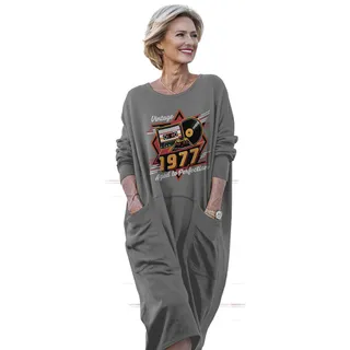 Vintage Aged Perfection 1977 Birthday Pocket Dress – Grey