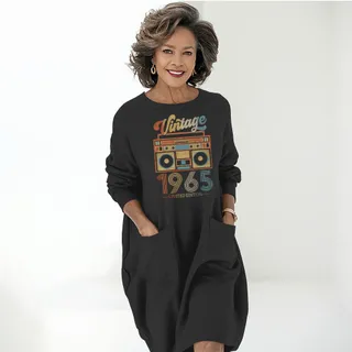 Cassette Player 1965 Birthday Pocket Dress – Black