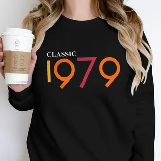Classic 1979 Birthday Sweatshirt – Black