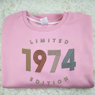 Limited Edition 1974 Embroidered Sweatshirt – Pink