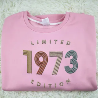 Limited Edition 1973 Embroidered Sweatshirt – Pink