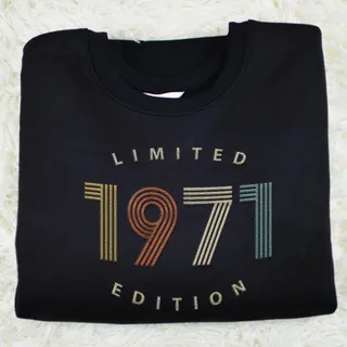 Limited Edition 1971 Embroidered Sweatshirt – Black