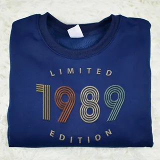 Limited Edition 1989 Embroidered Sweatshirt – Navy