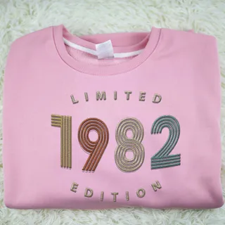 Limited Edition 1982 Embroidered Sweatshirt – Pink