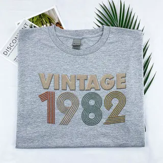 Vintaged 1982 Embroidered T-Shirt – Sport Grey