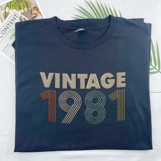 Vintaged 1981 Embroidered T-Shirt – Navy