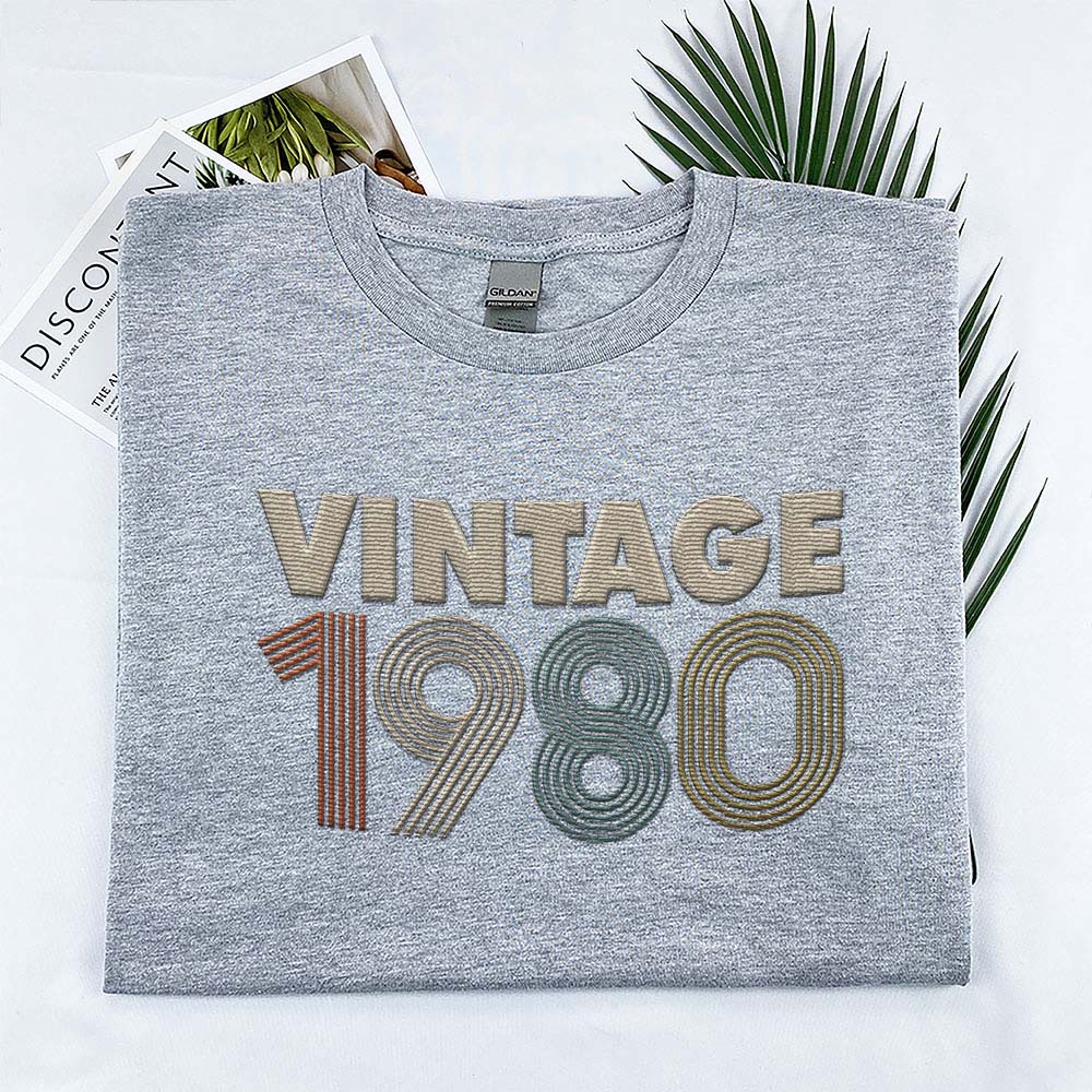 Vintaged 1980 Embroidered T-Shirt - variant image 1