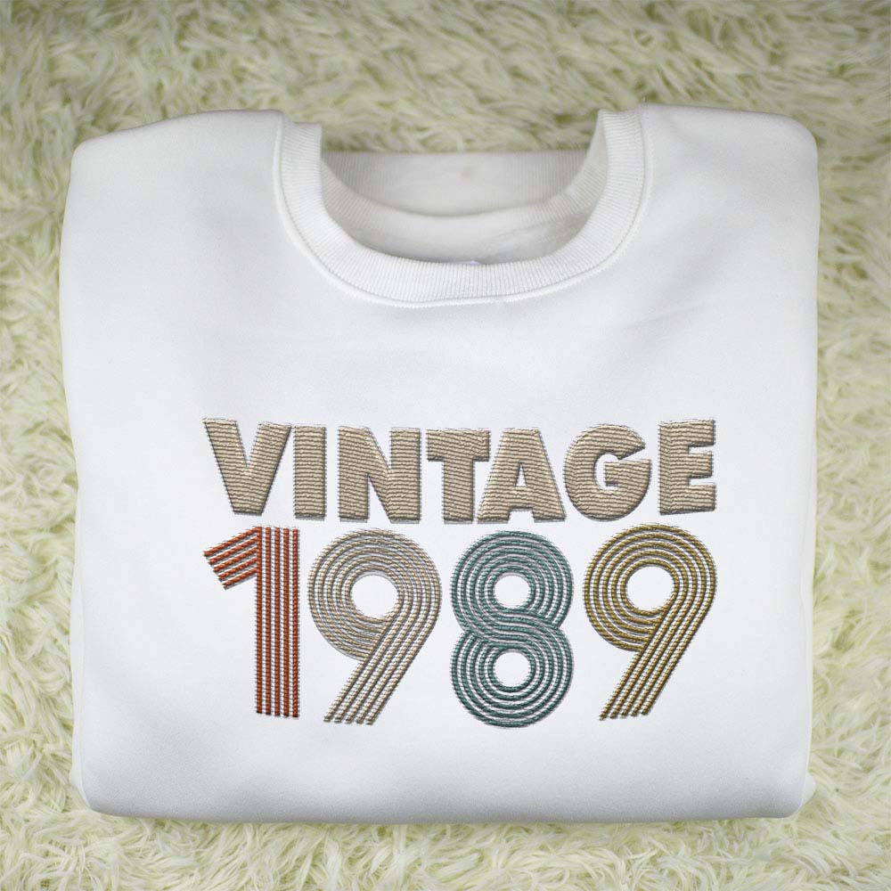 Vintaged 1989 Embroidered Sweatshirt - variant image 1