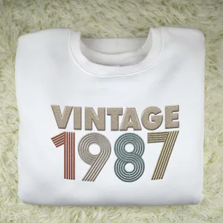 Vintaged 1987 Embroidered Sweatshirt – White