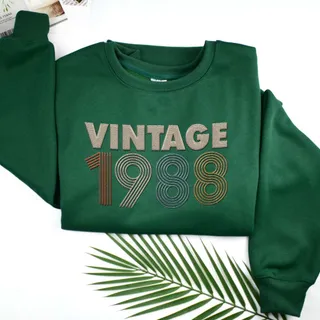 Vintaged 1988 Embroidered Sweatshirt – Forest Green