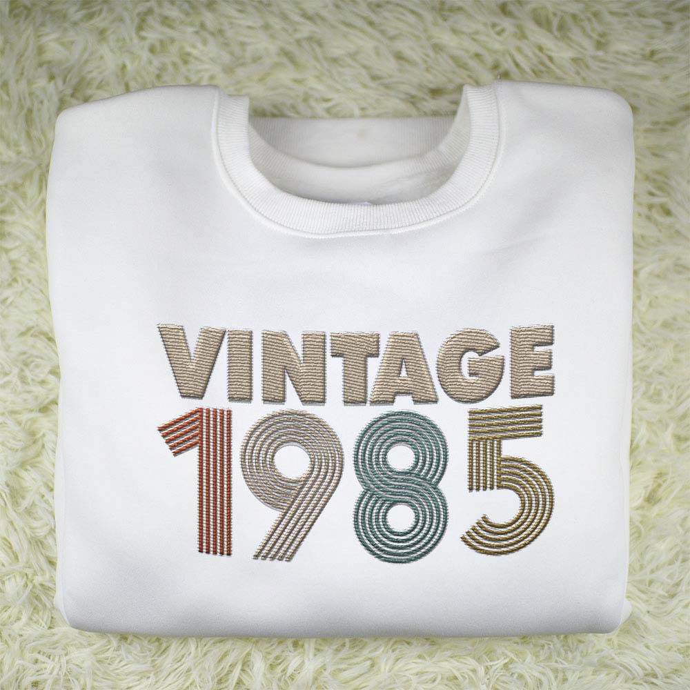 Vintaged 1985 Embroidered Sweatshirt - variant image 1