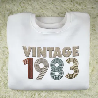 Vintaged 1983 Embroidered Sweatshirt – White