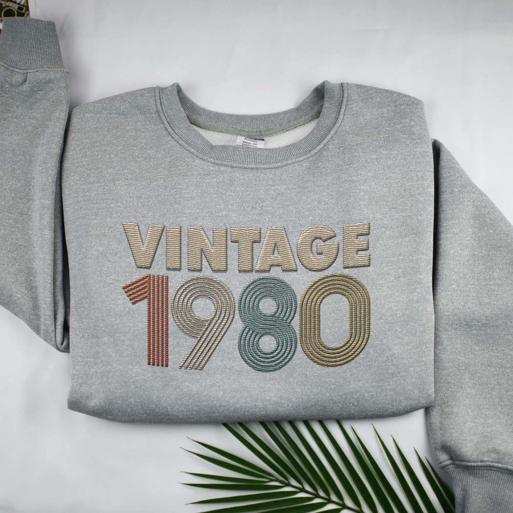 Vintaged 1980 Embroidered Sweatshirt - variant image 1