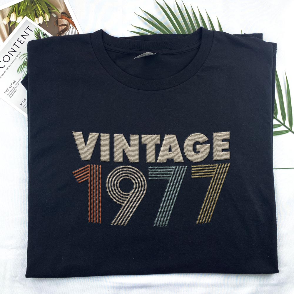 Vintaged 1977 Embroidered T-Shirt - variant image 1