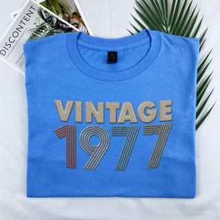 Vintaged 1977 Embroidered T-Shirt – Royal