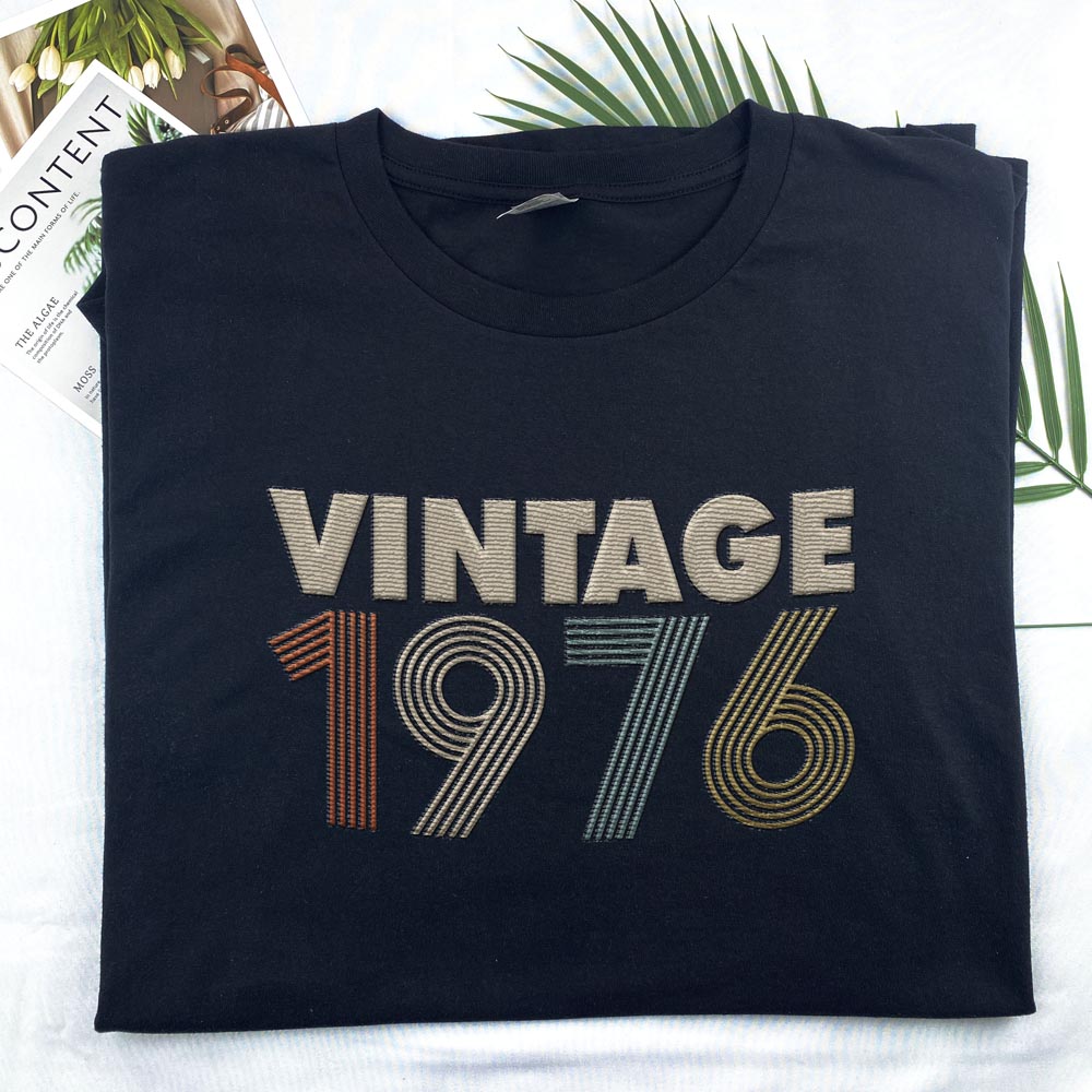 Vintaged 1976 Embroidered T-Shirt - variant image 1