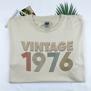 Vintaged 1976 Embroidered T-Shirt – Khaki