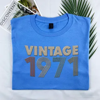 Vintaged 1971 Embroidered T-Shirt – Royal