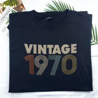 Vintaged 1970 Embroidered T-Shirt – Black