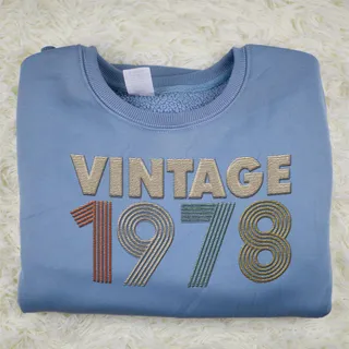 Vintaged 1978 Embroidered Sweatshirt – Blue