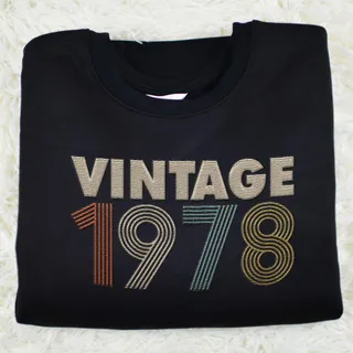 Vintaged 1978 Embroidered Sweatshirt – Black