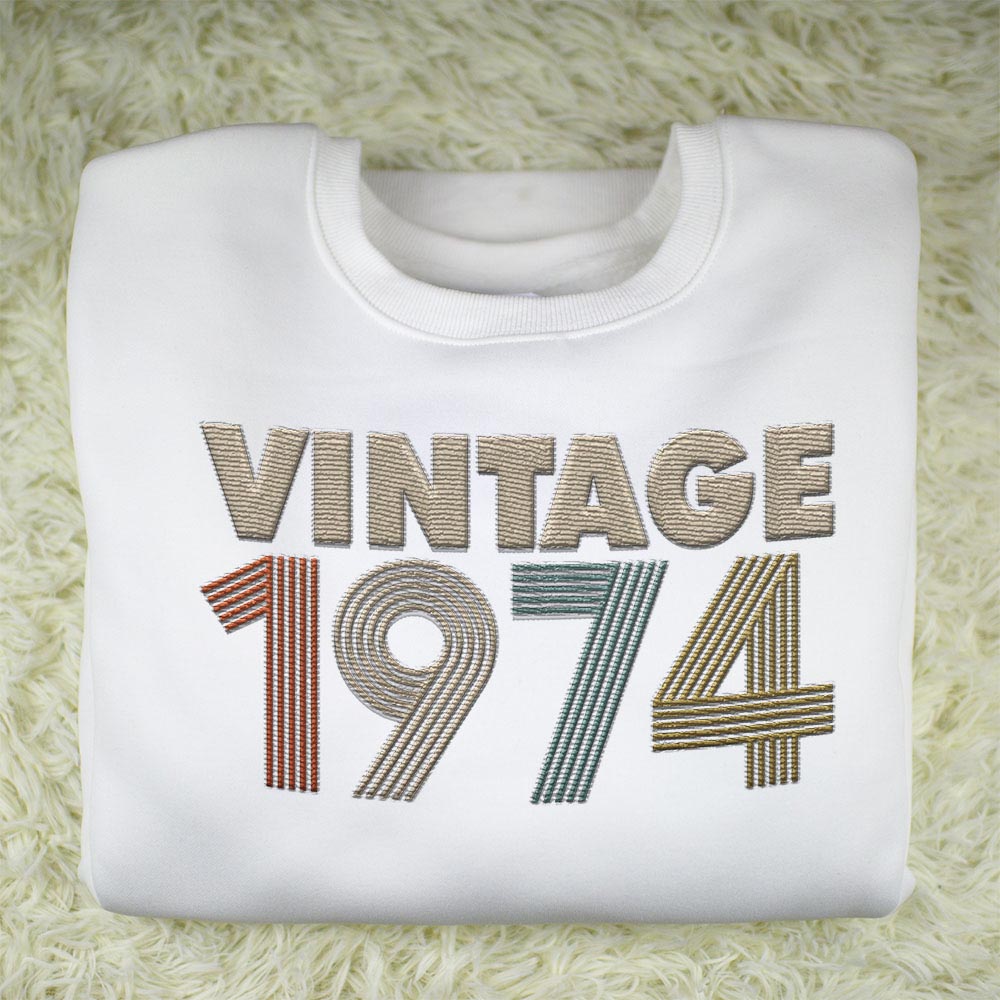 Vintaged 1974 Embroidered Sweatshirt - variant image 1