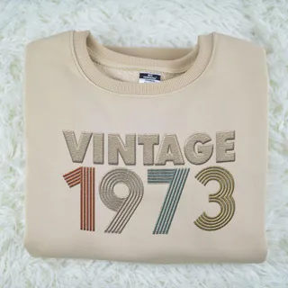 Vintaged 1973 Embroidered Sweatshirt – Khaki