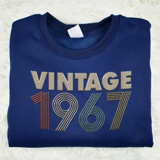 Vintaged 1967 Embroidered Sweatshirt – Navy
