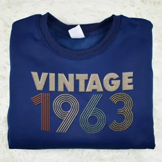 Vintaged 1963 Embroidered Sweatshirt – Navy