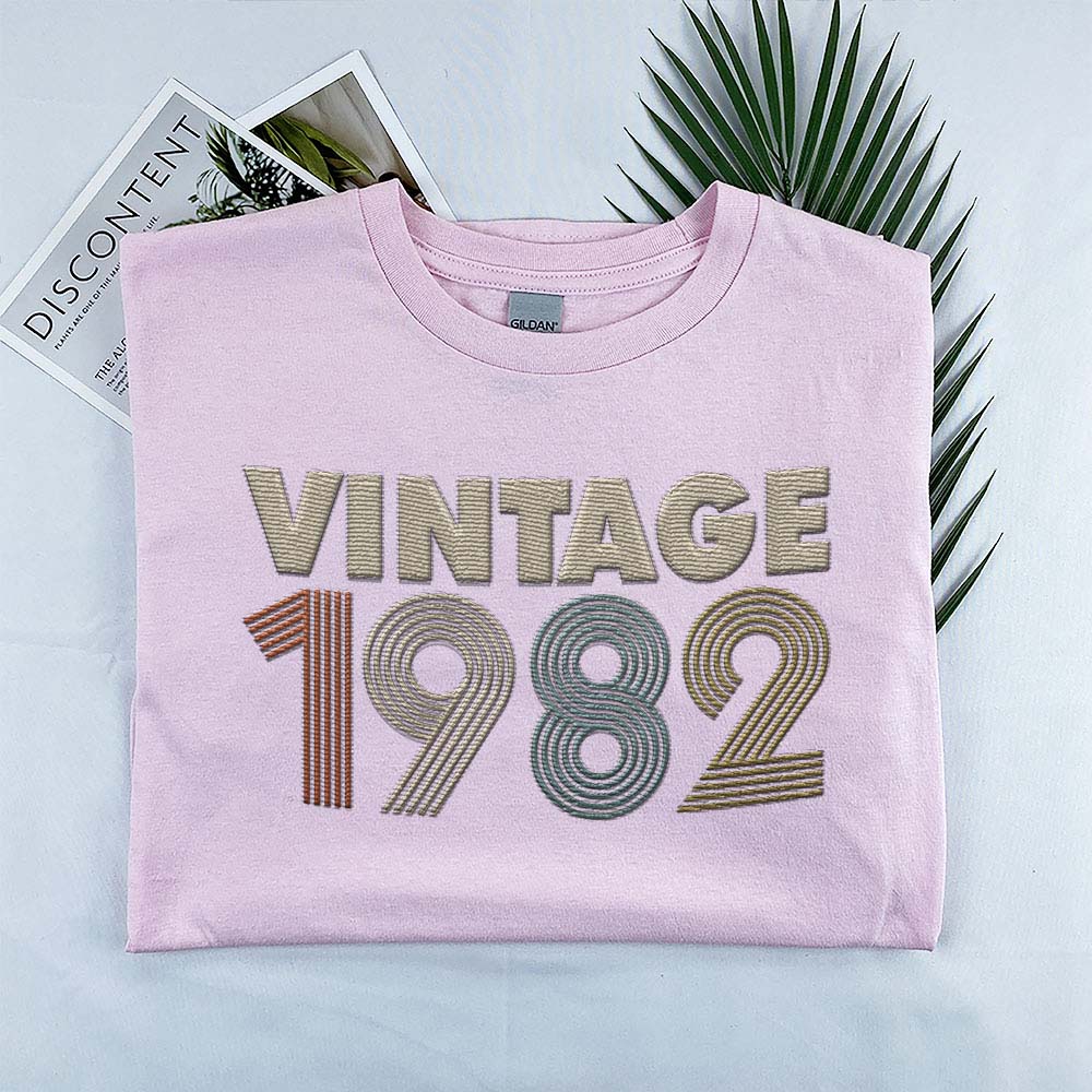 Vintaged 1982 Embroidered T-Shirt Vintaged 1982 Embroidered T-Shirt