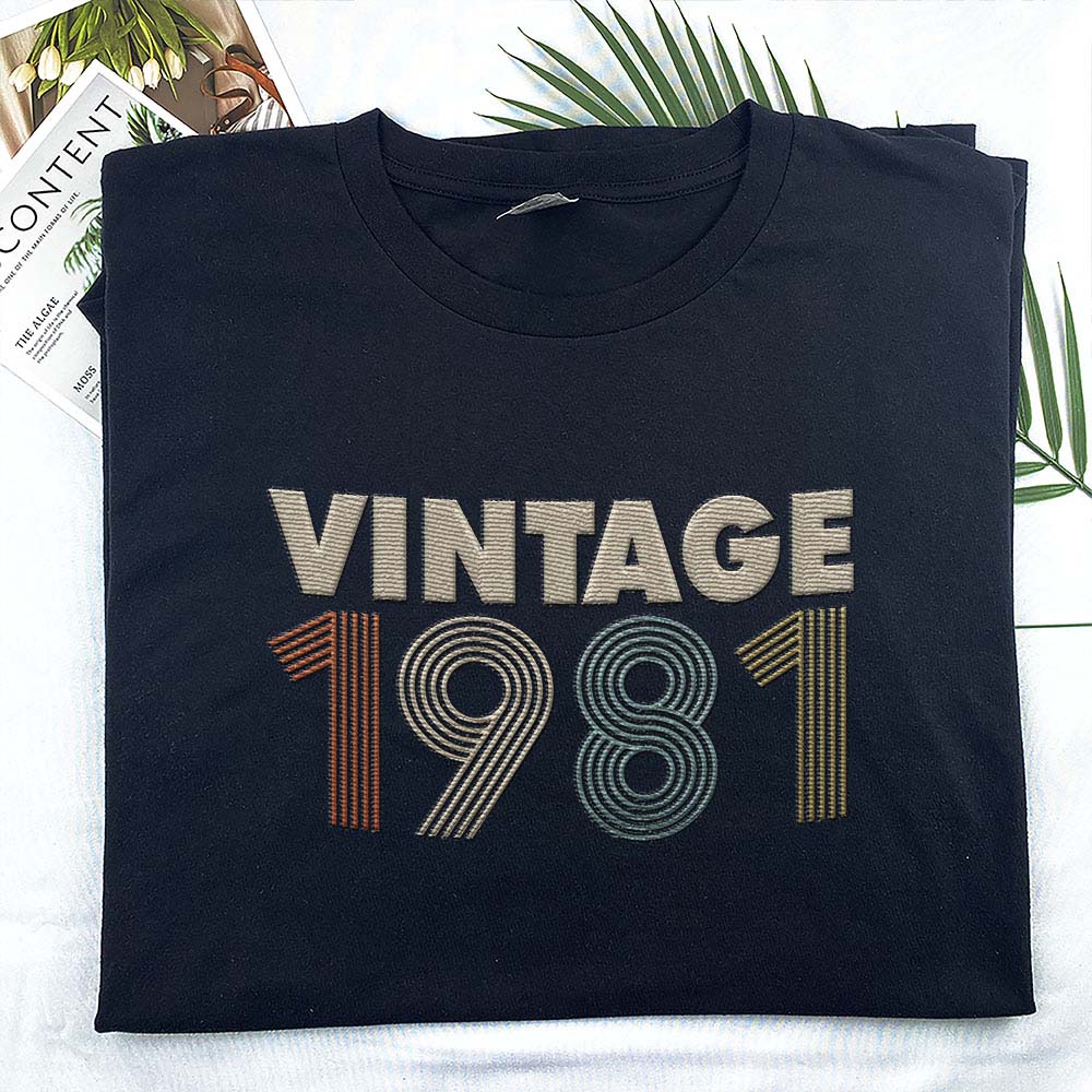 Vintaged 1981 Embroidered T-Shirt Vintaged 1981 Embroidered T-Shirt