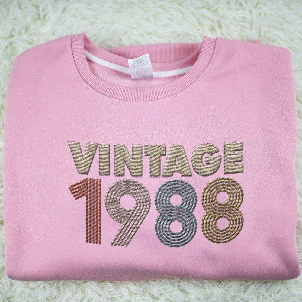 Vintaged 1988 Embroidered Sweatshirt