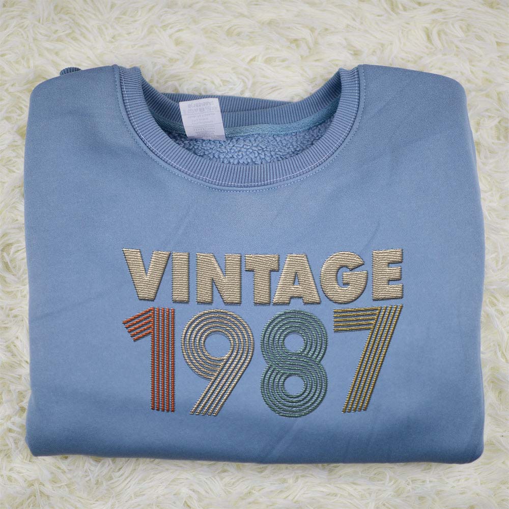 Vintaged 1987 Embroidered Sweatshirt Vintaged 1987 Embroidered Sweatshirt