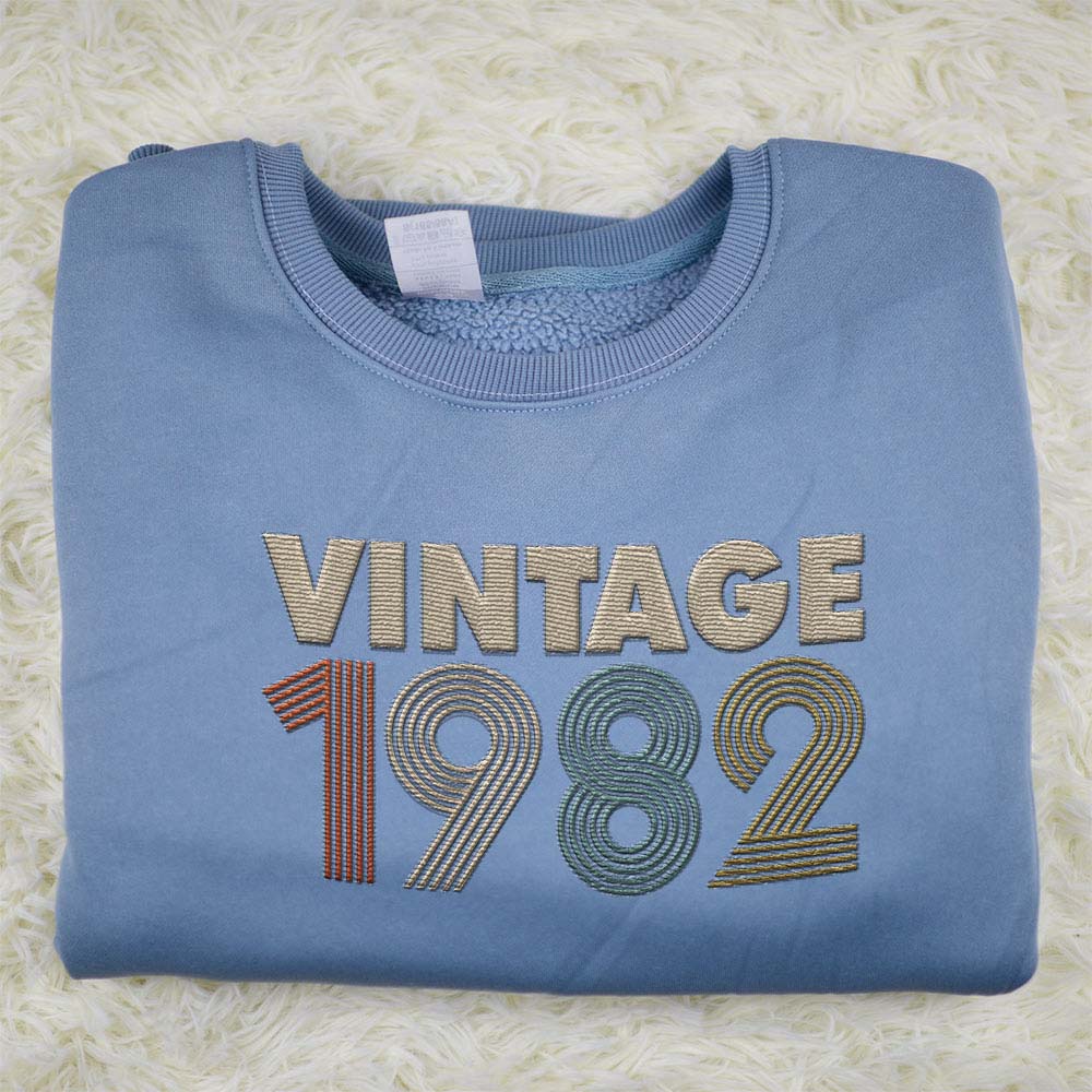 Vintaged 1982 Embroidered Sweatshirt Vintaged 1982 Embroidered Sweatshirt