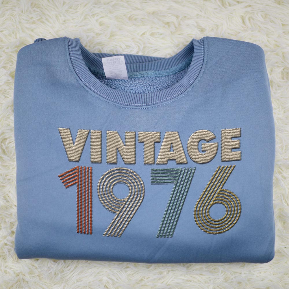 Vintaged 1976 Embroidered Sweatshirt Vintaged 1976 Embroidered Sweatshirt