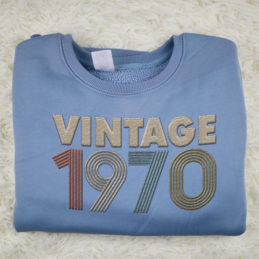 Vintaged 1970 Embroidered Sweatshirt Vintaged 1970 Embroidered Sweatshirt