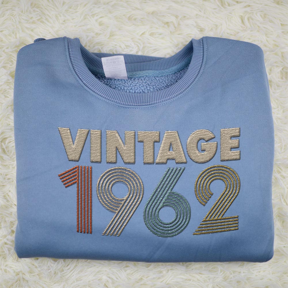 Vintaged 1962 Embroidered Sweatshirt Vintaged 1962 Embroidered Sweatshirt