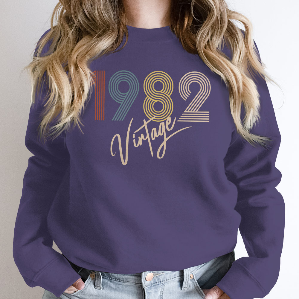Limited Vintage 1982 Birthday Sweatshirt