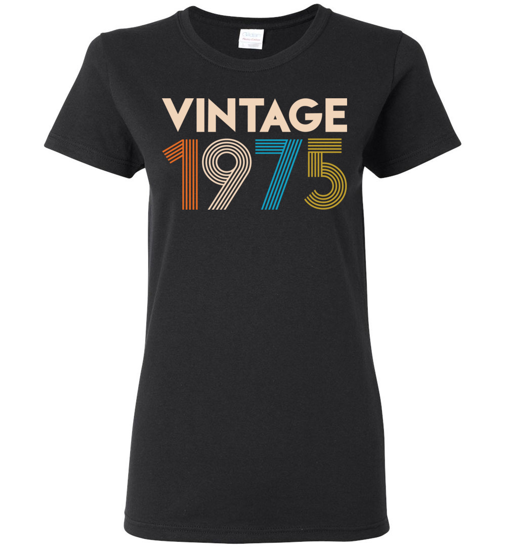 Vintage 1975 Ladies Short-Sleeve